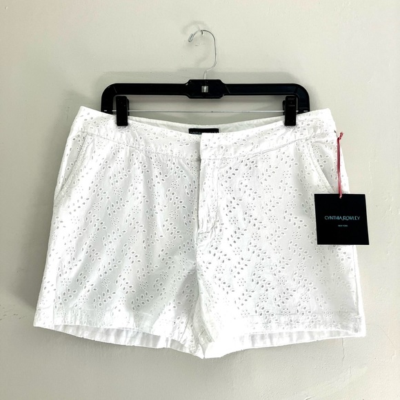 Cynthia Rowley White Eyelet Short Brand New Size 10 - Picture 3 of 9